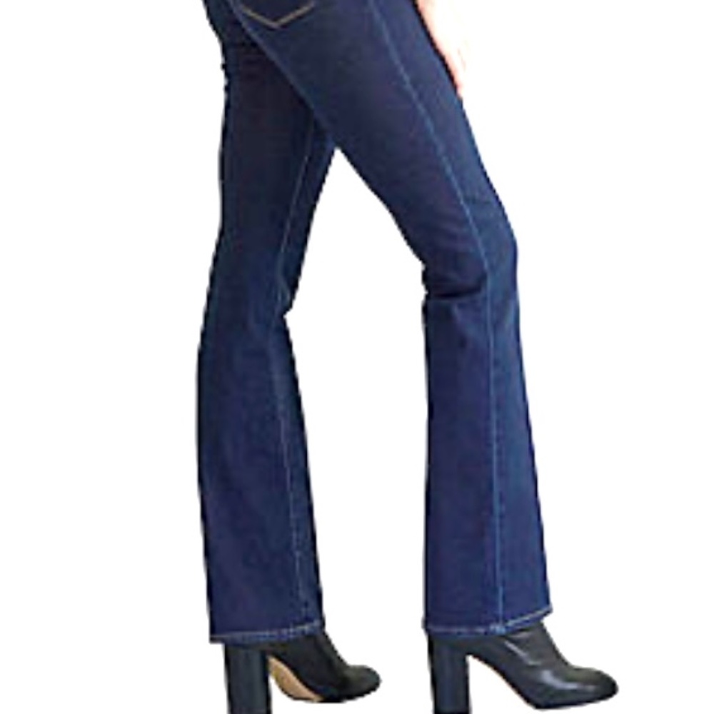 Levi’s High Rise Bootcut Jeans
